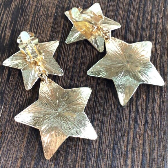 Gold Tone Star Shaped Clip On Dangle Earrings Rhinestone Accents - Picture 4 of 5